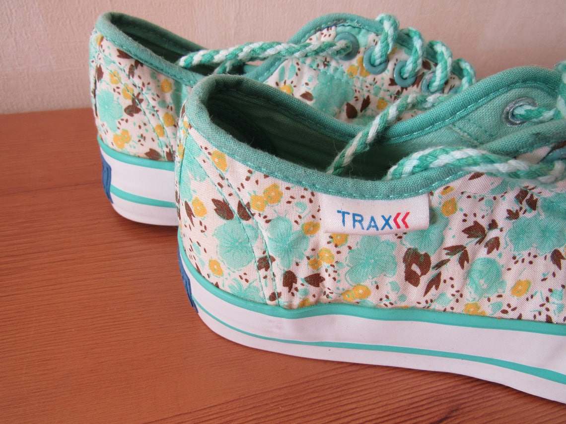 vintage trax sneakers