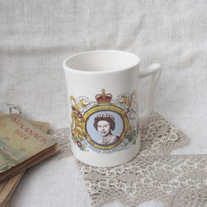 Queen mug, Elizabeth II Silver Jubilee MUG Withernsea Eastgate