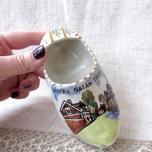Zueco de cerámica vintage: Zapato de recuerdo de Suecia, Trosa Decor