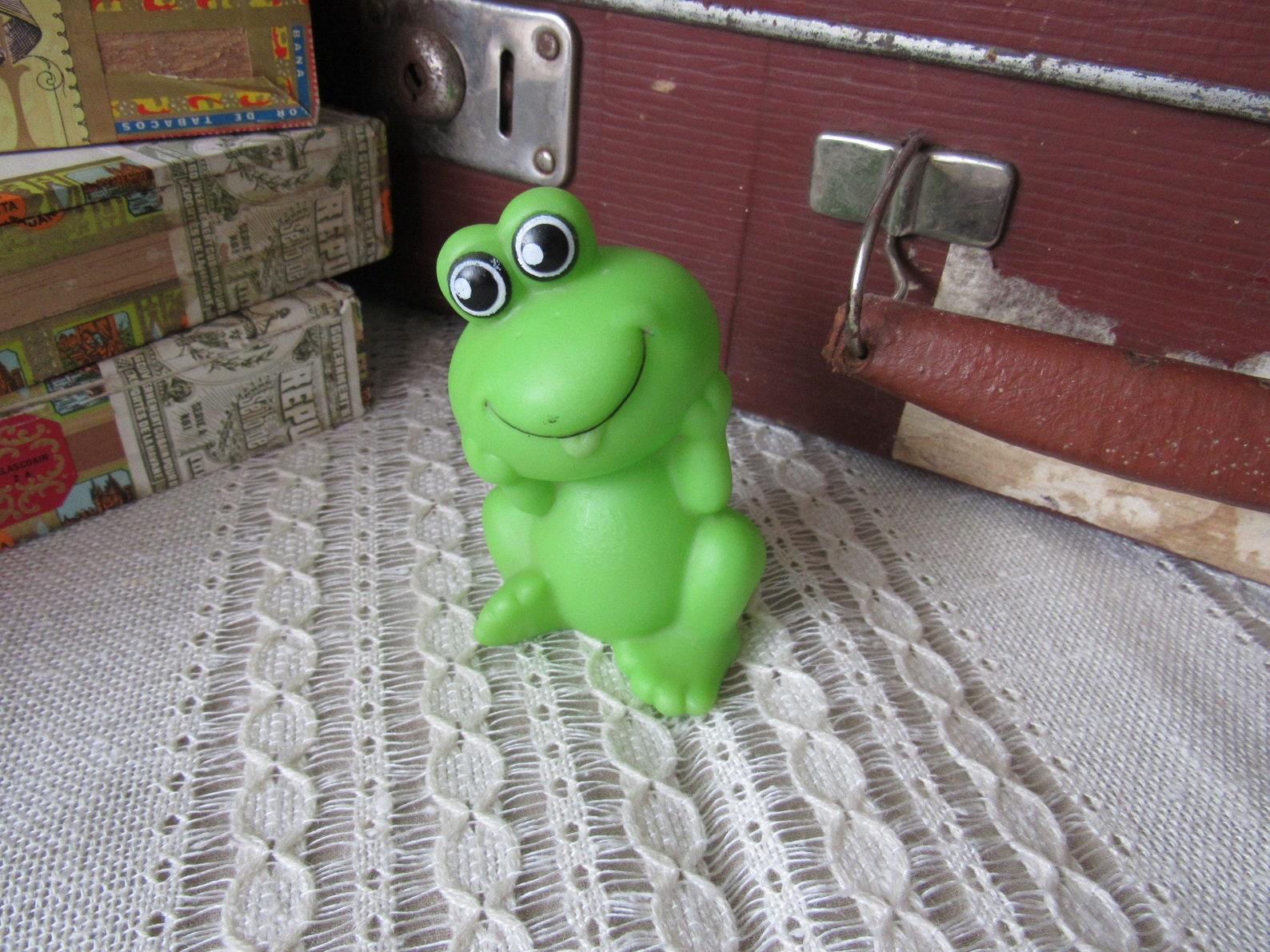 VINTAGE frog toy Green frog figurine retro smiling frog toy Etsy