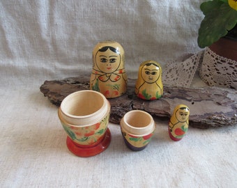 Wooden Nesting dolls, 3 handpainted Matryoshka, folk style retro matryoshka
