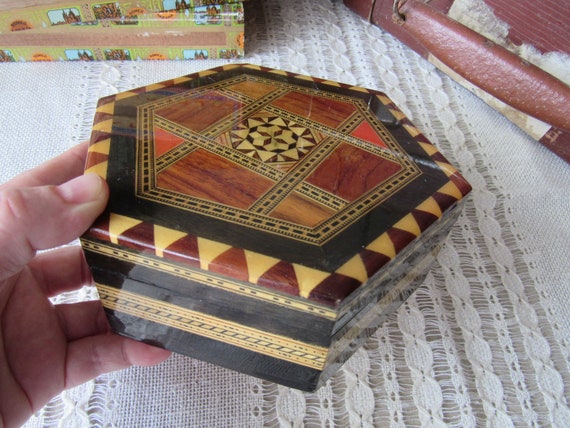 hexagon shaped wooden box box with Mirror Inlay Wooden