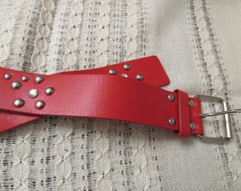 red belt, vintage faux leather belt, belt with glass and metal decor