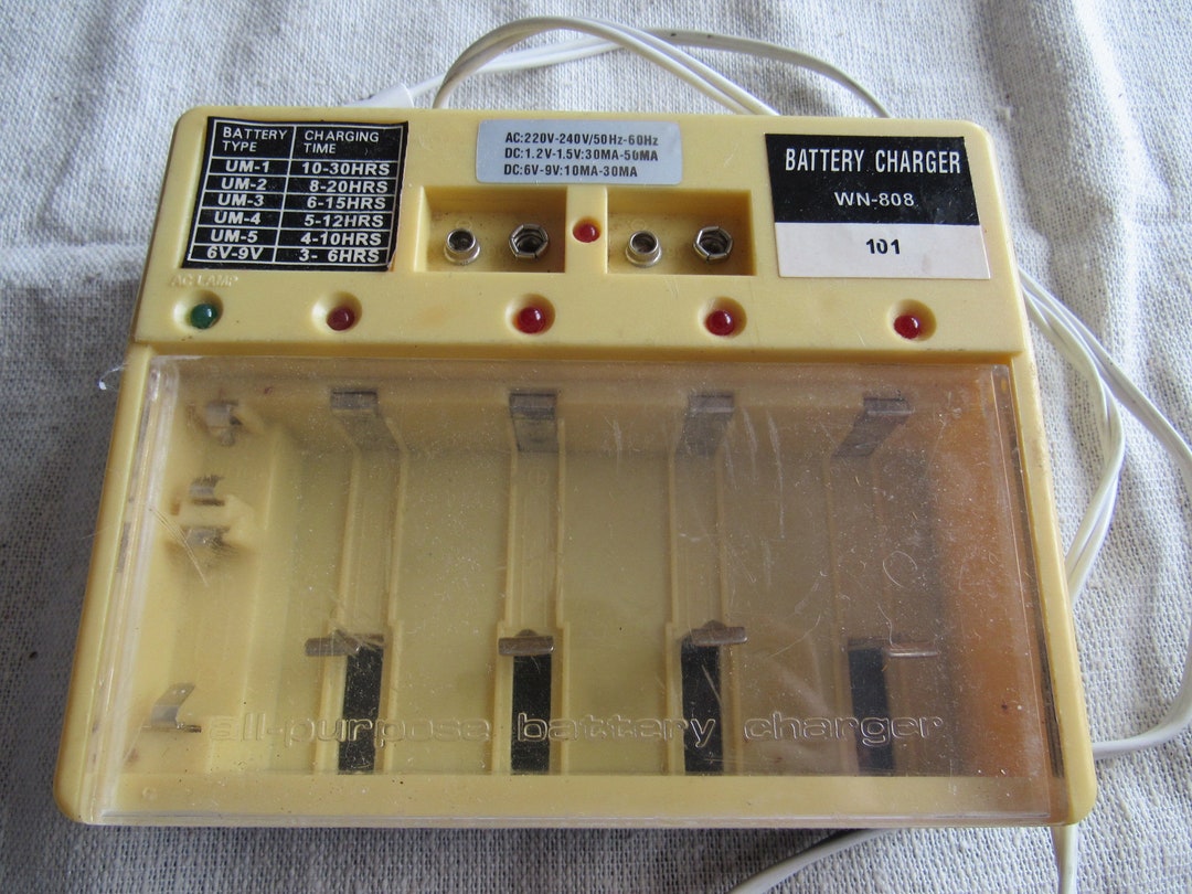 Vintage Battery Charger Model WN808 Vintage Electronic Device Etsy