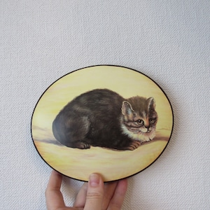 Vintage Cat Portrait - Oval Wall Decor - Gift for Cat Lover