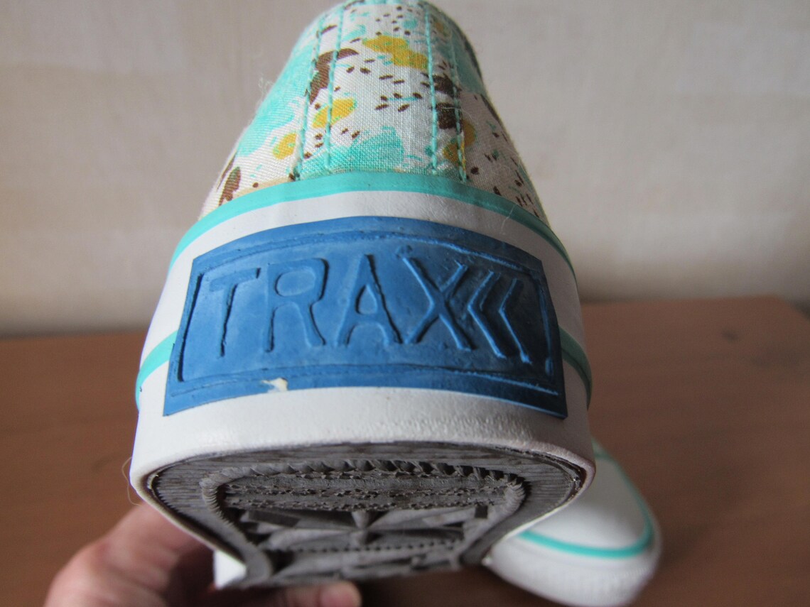 vintage trax sneakers