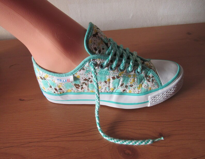vintage trax sneakers