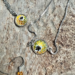 Redfish necklace set, redfish earrings, redfish jewelry, red drum earrings, red drum bracelet, spottail, redfish spots, redfish jewelry set,