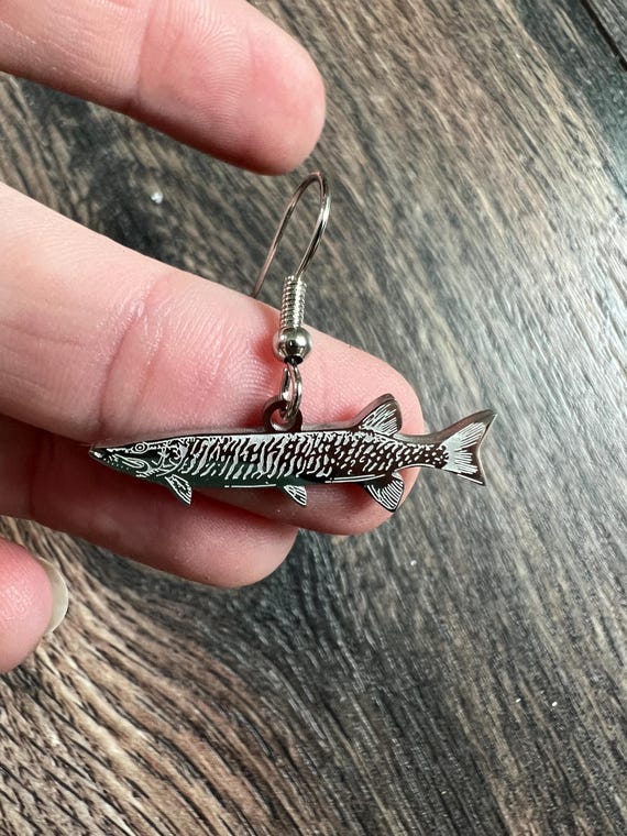 Musky earrings, muskellunge earrings, Muskie earrings, esox earrings, muskellunge jewelry, musky jewelry, freshwater fish earrings, fishing