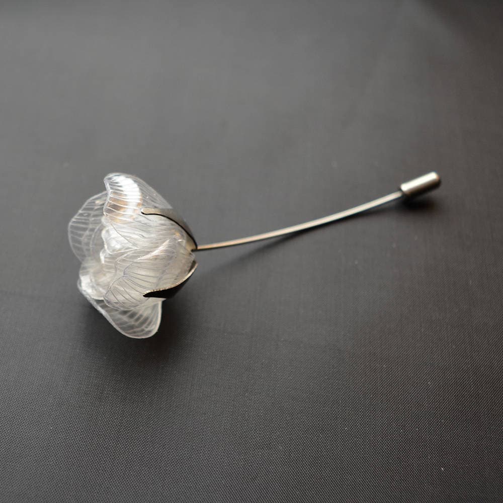 Broche Vintage En Forme De Rose Argenté - Matière Plastique - 3,6 Cm - Fabriqué En France - Occasion