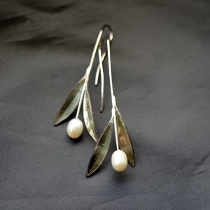 Eco friendly earings olives