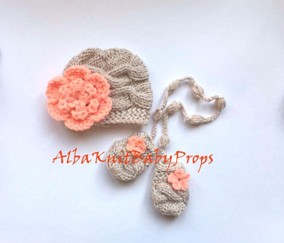 baby girl winter hat and mittens