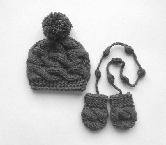 baby boy hat and mittens