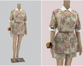 A set of floral tunic top with belt ,shorts, white Collar Detachable Lapel Shirt and beautiful wrist purse