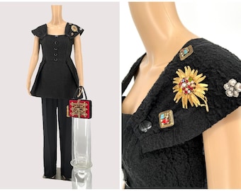 A set of peplum top with long pants and evening purse