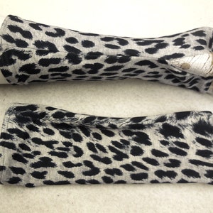 Cat soft gloves, zebra arm warmers, gift, stripes for dresses, wrist warmers under or a sweater, these chic arm warmers are open gloves