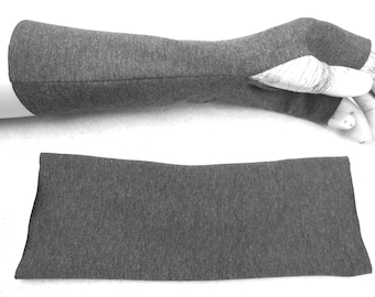warmly gloves, finely grey arm warmers, ideal to dresses or over a thin sweater, slightly formed and fits good , the popular gift