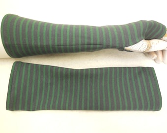 Soft warm gloves stable quality Maritime, strips, thick fabric quality, Yarn dyed and after many washes Unimpressed in color, size