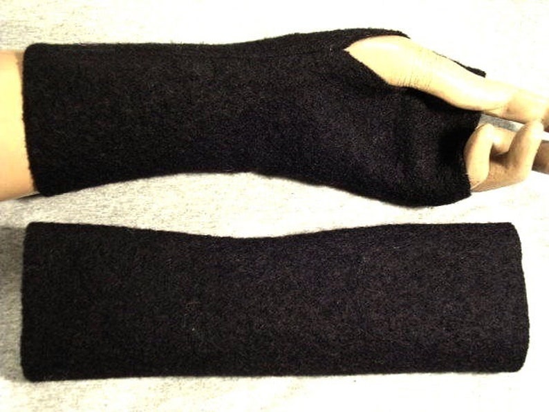 warm, wool gloves, arm warmers long live soft Tyrolean cooked wool, very expensive fabric These chic arm warmers are open gloves image 4