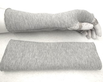 fluffy cuddly soft sleep cuffs pure cotton, light grey gloves for jogging and sleeping, snug fitting, slightly fitted stretchy