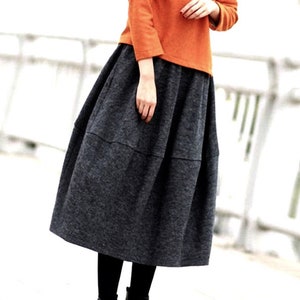 Italy quality wool, warm skirt in A shape, boiled wool happy fitting soft windproof with double belt the popular gift Anthrazit