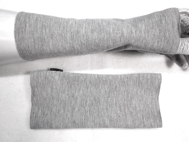 Grey jogging, arm warmers, warm wrists, pulse warmer, soft, durable, quality cotton, gants The popular gift to dresses or over a sweater image 2