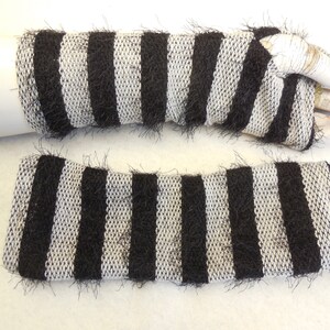 warmly gloves, finely grey arm warmers, ideal to dresses or over a thin sweater, slightly formed and fits good , the popular gift 画像 4