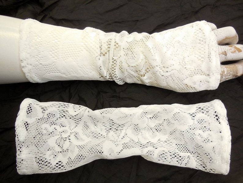 mitaines floral mariage dentelle doux et élastique puls, gants, manchettes Idéal pour les robes ou sur un chandail mince image 2