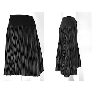 Pleated skirt, A shape, valuable pleated fabric, soft, fit, warm, windproof with double yoke, the popular gift