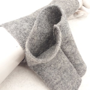 St. Moritz 20 wool arm warmers gloves softly wrist, Tyrolean cooked wool very expensive fabric, the popular gift image 2