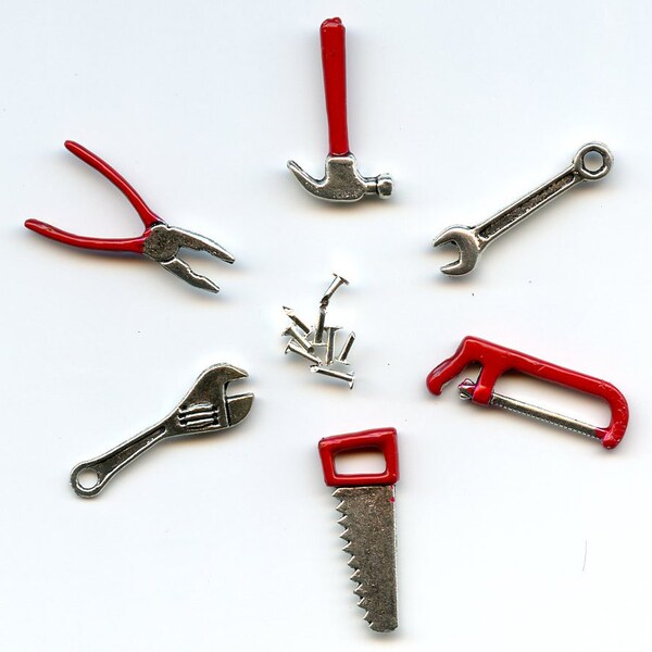 HERRAMIENTAS en miniatura para una mini casa de muñecas con martillo, clavos, llave, llave de llave inglesa, alicates, Sierra, sierra para metales y 10 clavos