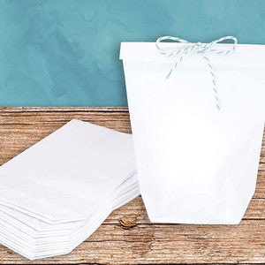 24 x Gift bags white size S with bottom bag