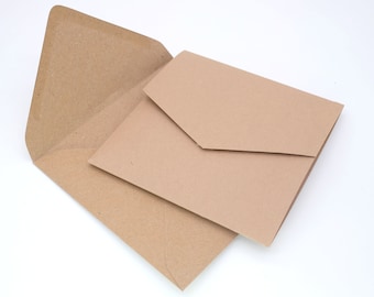 Kraft Paper Pocketfold Wedding Invitation Card Square 143 x 143 mm Atterrissage de carte pliée avec enveloppe assortie