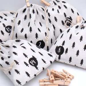 24 Christmas tree fabric bags 140 x 160 mm size. M white/beige bag stickers clips yarn advent calendar for men