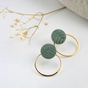 EARRING in polymer clay for woman, handmade, many colors available, fern pattern ear stud with circle ear jacket (gold or silver).