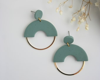 EARRING for woman in polymer clay, (pink, blue-green or black) semicircle arche pendant and cercle ear stud with (gold, silver) cercle.