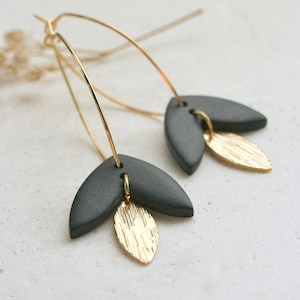 EARRING long, long gold plated oval ring and double pendant, gold leaf charm and matte black OR sage green piece in polymer clay. Black