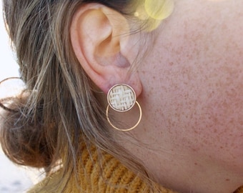 EAR JACKET EARRING, rattan earring stud brown or beige (front earring) with cercle or diamond shape gold plated hook (back earring).