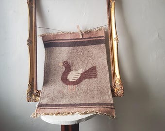 Tapiz vintage mexicano pequeño tejido con pájaros, estilo suroeste. Tapiz textil tradicional étnico para colgar en la pared.