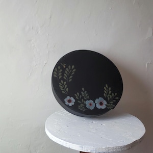 Vintage Shaker style flat round box / 80s handpainted dark academia organization black blue flowers