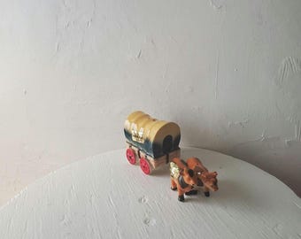 60s Covered Wagon Oxen Salt Pepper Shakers Kitschy kitsch americana diner retro mid-century