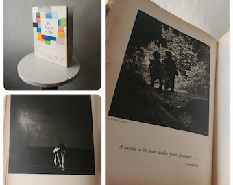 1.ª ed. Family of Man, fotolibro en blanco y negro, 1955, tapa dura, Edward Steichen, MOMA.