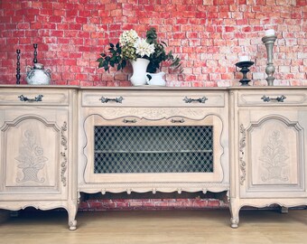 Vintage French Carved Buffet Sideboard Cabinet, Modern Farmhouse Buffet and Sideboard, Dining Room Storage, Natural Wood