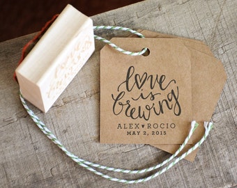 Sello "Love is Brewing", regalos de boda con café, etiquetas personalizadas para despedida de soltera DIY