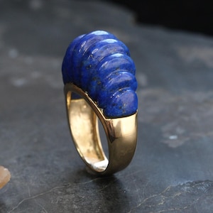 Vintage Lapis Yellow Gold Ring, Custom Cut Designer Lapis Lazuli Ring