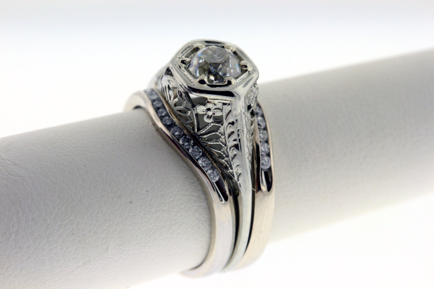 How Can I Choose The Design For My Custom Wedding Ring? - I Love The