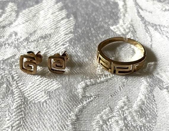 14K Greek Key: Gold ring & stud earrings set - image 1