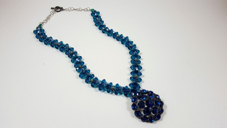 Teal blue jewelry Necklace teal Teal bead necklace Teal pendant necklace Teal blue necklace Blue crystal necklace Teal necklace