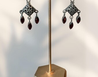 Colección Bling - Pendientes de diseño con granate (plata de ley)