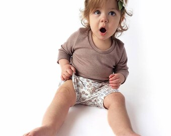 Baby Girl Shorts, Baby Girl Shorties, Toddler Bummies, floral Baby Girl Bummies, Floral Toddler Shorts, Toddler Shorties, Floral Shorts